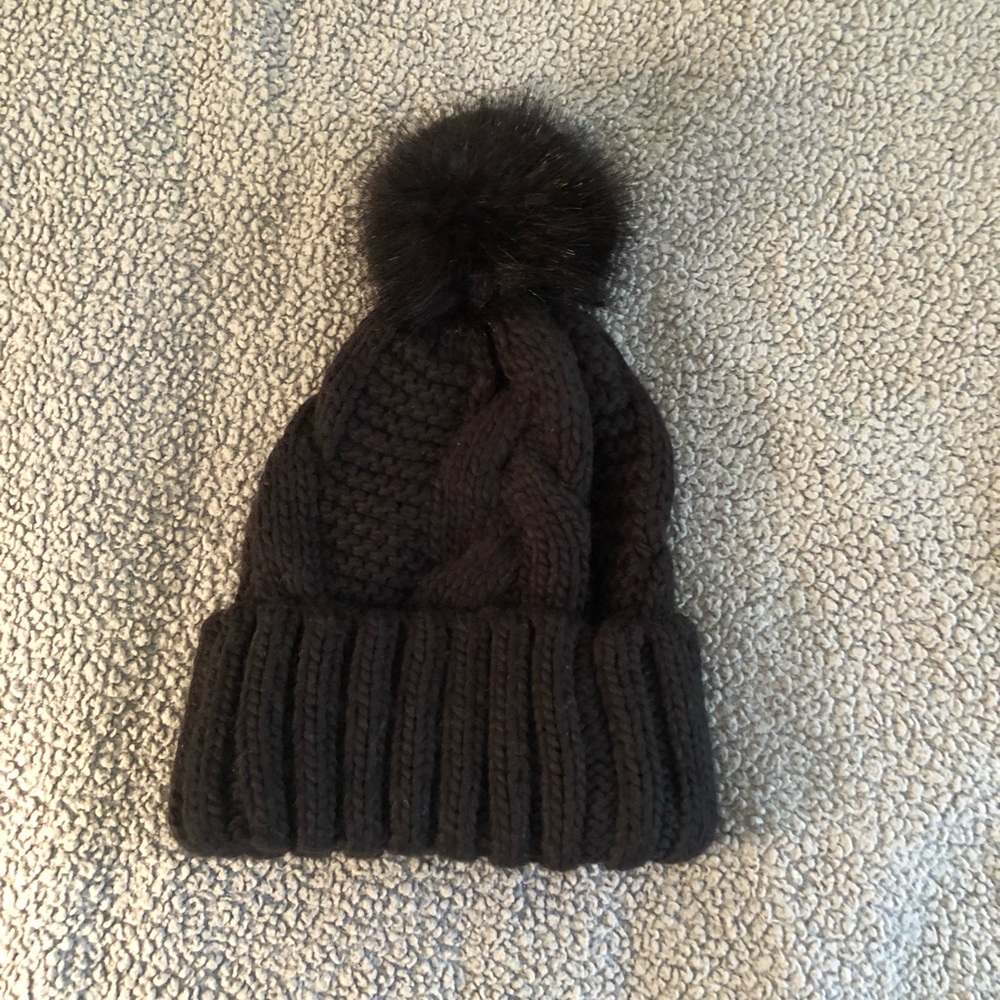 Black H&M Pom-Pom Knitted Winter Hat - OS